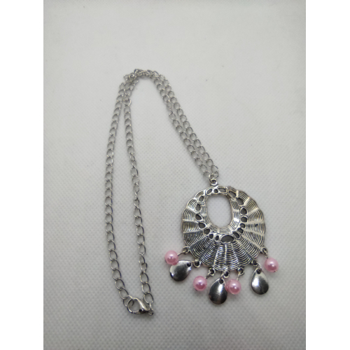 Řetízek s přívěškem mušle