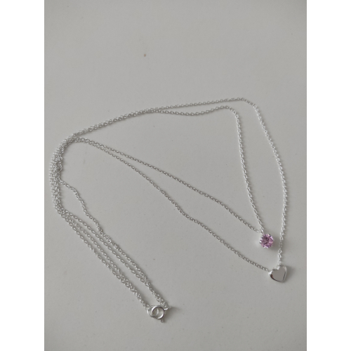 Dvojitý řetízek s přívěškem srdce a růžovým kamínkem v dárkovém obalu