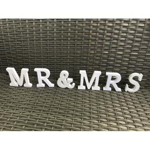 Dekorační nápis Mr&Mrs