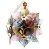 Květina s beruškou