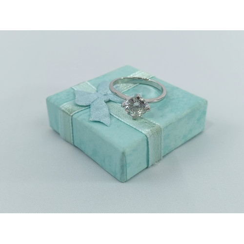 Prstýnek v modré krabičce