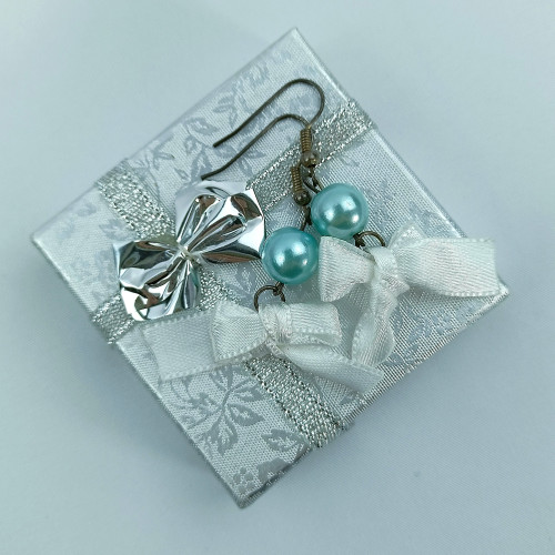 Náušničky v krabičce - modrá