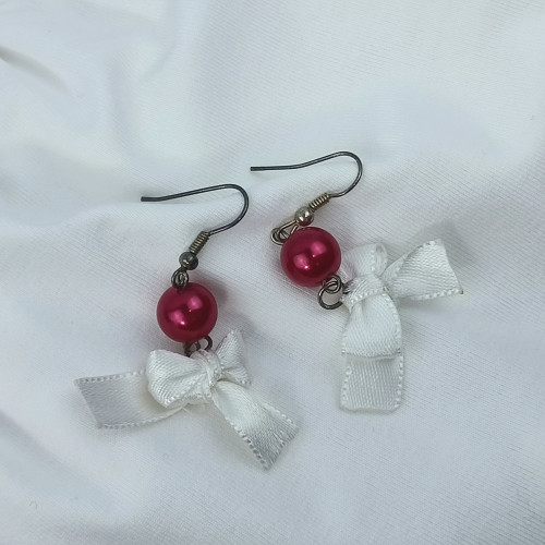 Náušničky v krabičce - fialovočervená