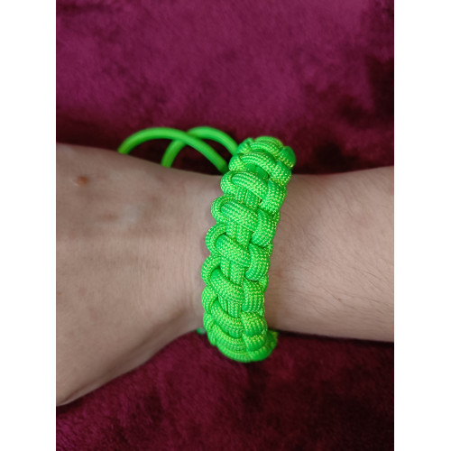 Paracordový náramek - Šalamounův obratel 001