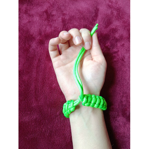 Paracordový náramek - Šalamounův obratel 001